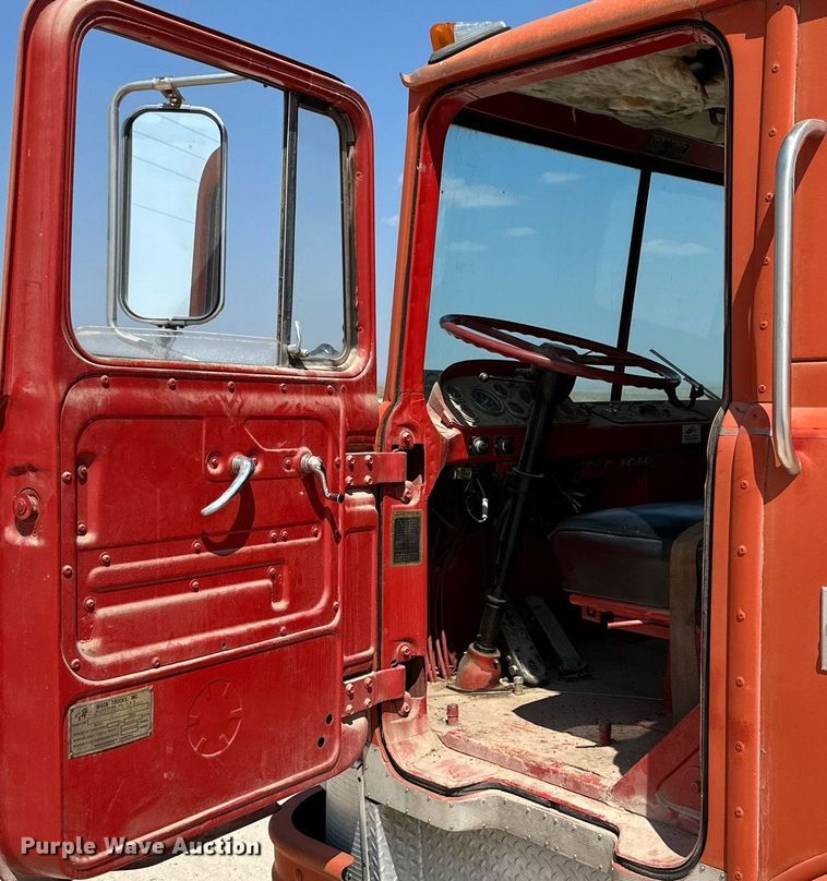 image for item DQ1404 1970 Mack CF-600  pumper fire truck