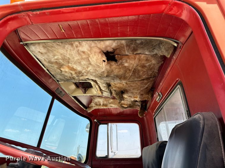 image for item DQ1404 1970 Mack CF-600  pumper fire truck