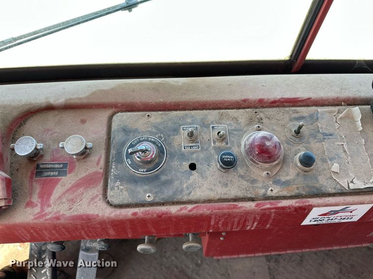 image for item DQ1404 1970 Mack CF-600  pumper fire truck