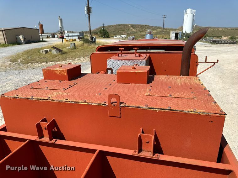 image for item DQ1404 1970 Mack CF-600  pumper fire truck