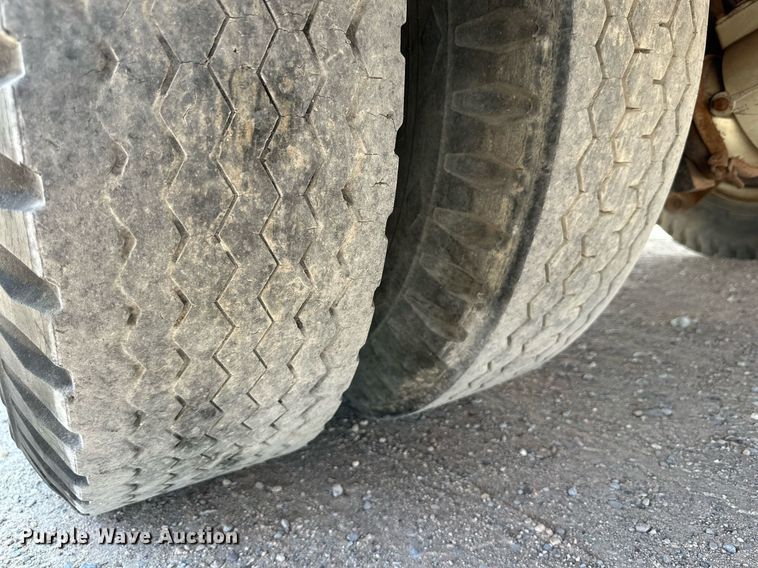 image for item DQ1404 1970 Mack CF-600  pumper fire truck