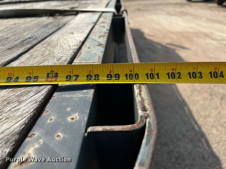 image for item DQ2176 2006 Freightliner Business Class M2  flatbed truck