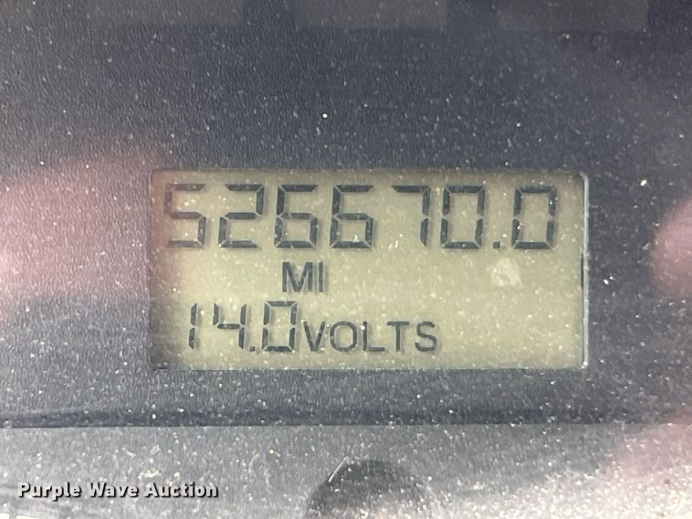 image for item DQ2176 2006 Freightliner Business Class M2  flatbed truck