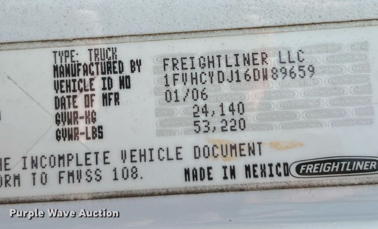 image for item DQ2176 2006 Freightliner Business Class M2  flatbed truck
