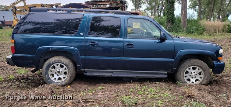 image for item DQ7509 2005 Chevrolet Suburban  SUV
