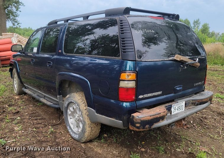 image for item DQ7509 2005 Chevrolet Suburban  SUV
