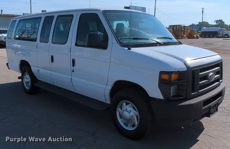 image for item DR6981 2012 Ford E350 Super Duty XL  van