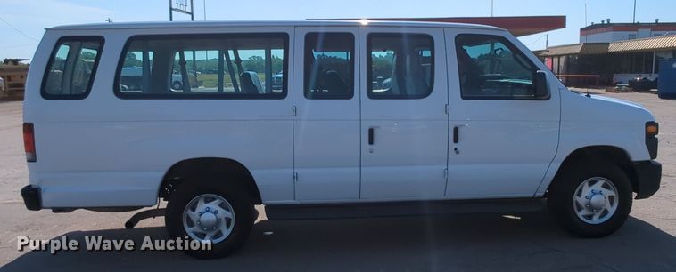 image for item DR6981 2012 Ford E350 Super Duty XL  van