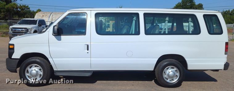 image for item DR6981 2012 Ford E350 Super Duty XL  van