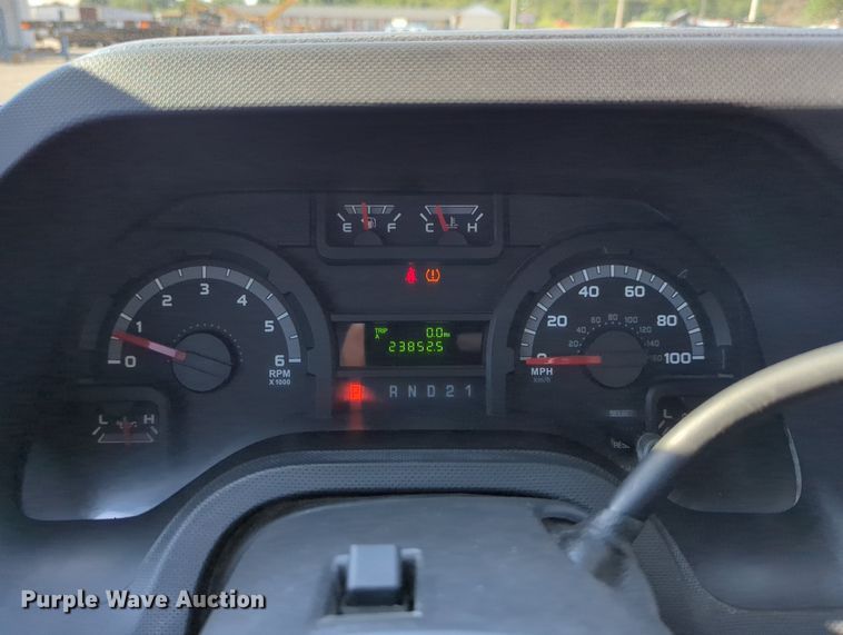 image for item DR6981 2012 Ford E350 Super Duty XL  van