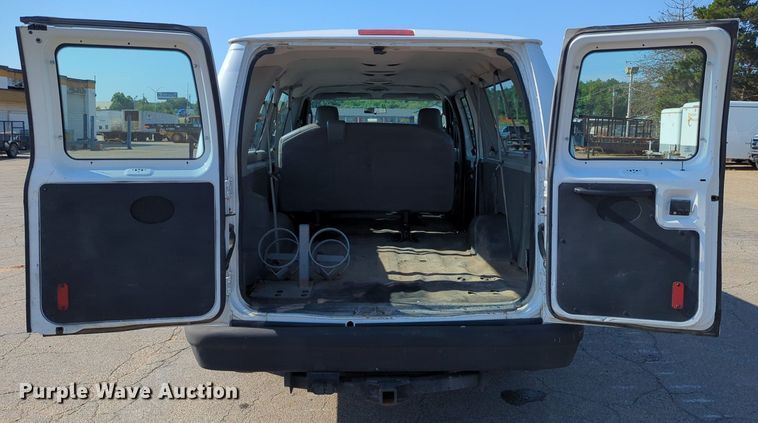 image for item DR6981 2012 Ford E350 Super Duty XL  van