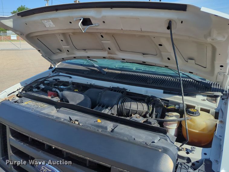 image for item DR6981 2012 Ford E350 Super Duty XL  van