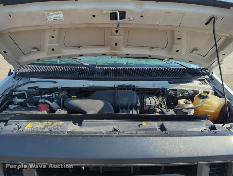 image for item DR6981 2012 Ford E350 Super Duty XL  van