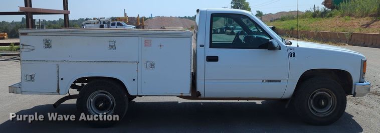 image for item DR6993 1998  Chevrolet C2500  utility bed pickup truck