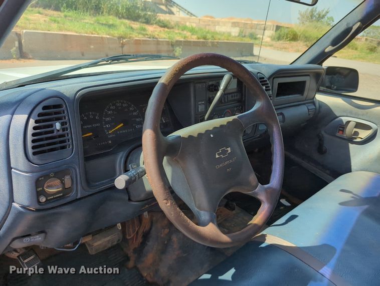 image for item DR6993 1998  Chevrolet C2500  utility bed pickup truck