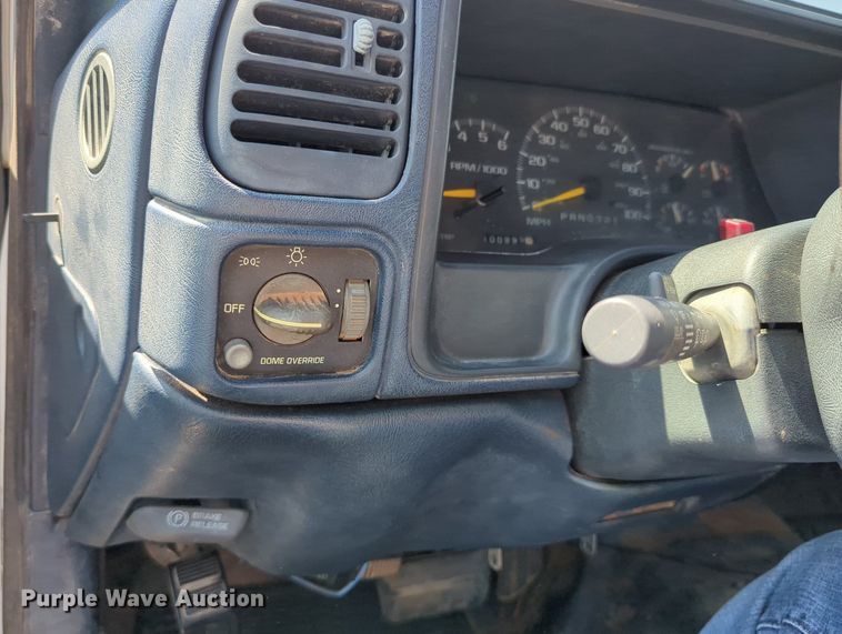 image for item DR6993 1998  Chevrolet C2500  utility bed pickup truck