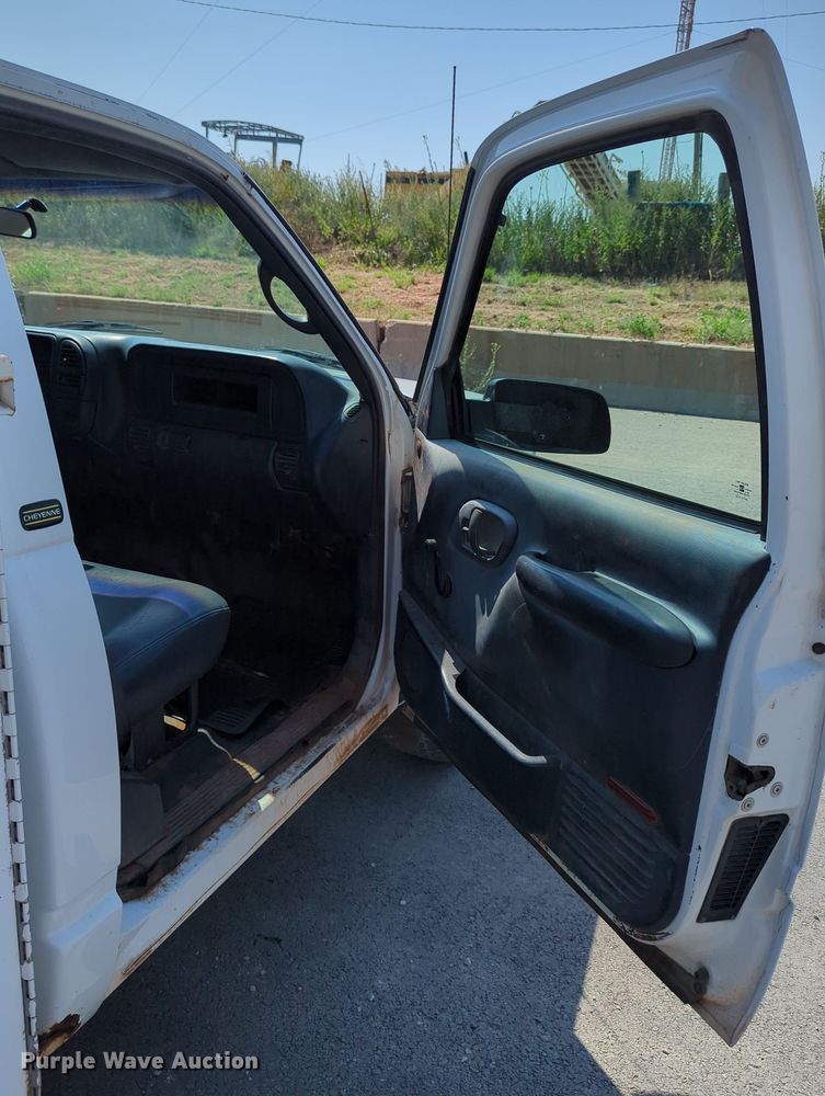 image for item DR6993 1998  Chevrolet C2500  utility bed pickup truck