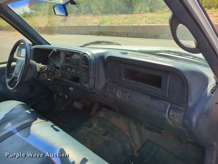 image for item DR6993 1998  Chevrolet C2500  utility bed pickup truck