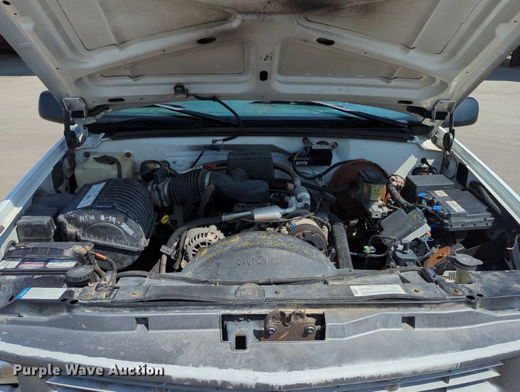 image for item DR6993 1998  Chevrolet C2500  utility bed pickup truck