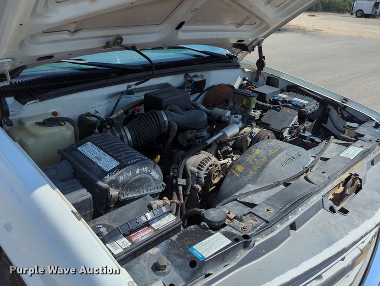 image for item DR6993 1998  Chevrolet C2500  utility bed pickup truck