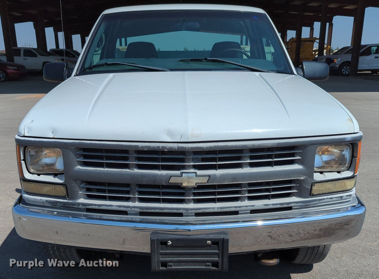 image for item DR6993 1998  Chevrolet C2500  utility bed pickup truck