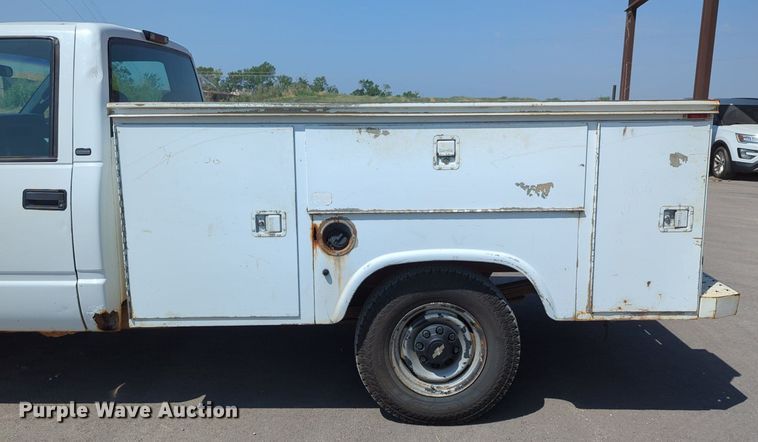 image for item DR6993 1998  Chevrolet C2500  utility bed pickup truck
