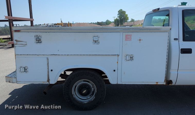 image for item DR6993 1998  Chevrolet C2500  utility bed pickup truck