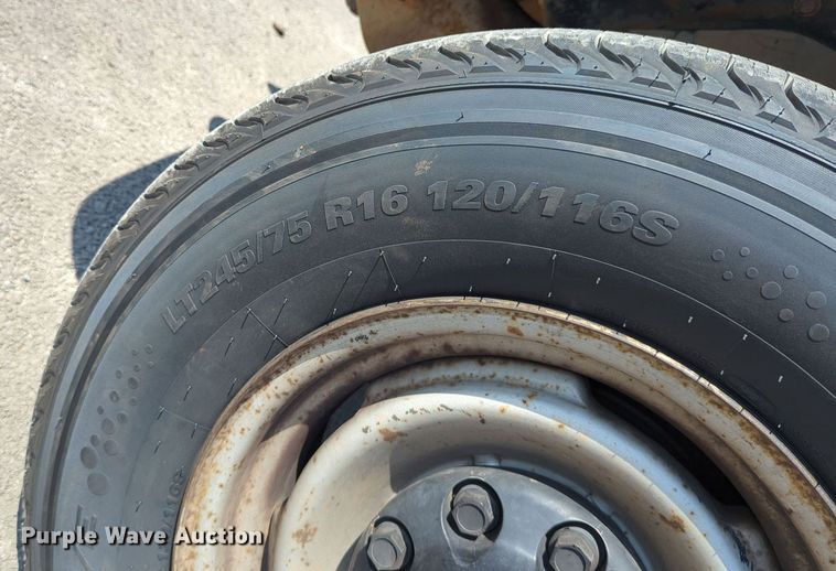 image for item DR6993 1998  Chevrolet C2500  utility bed pickup truck