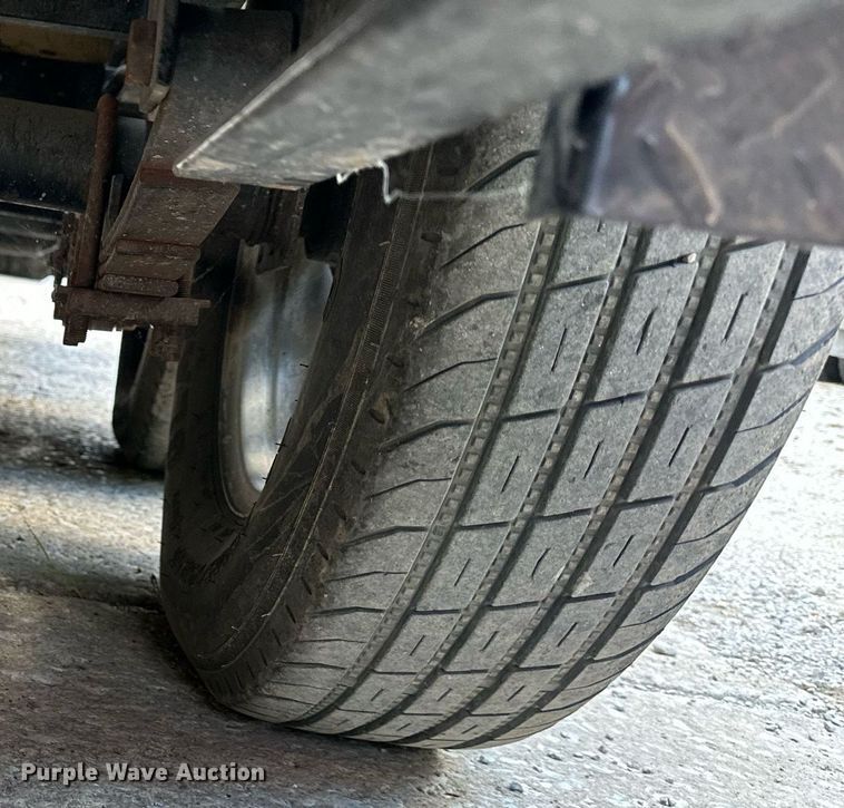 image for item DS2225 2009 Bobcat MT52 compact utility loader with Load Trail utility trailer