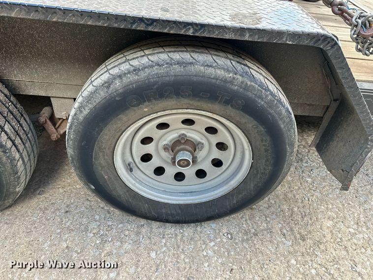 image for item DS2225 2009 Bobcat MT52 compact utility loader with Load Trail utility trailer