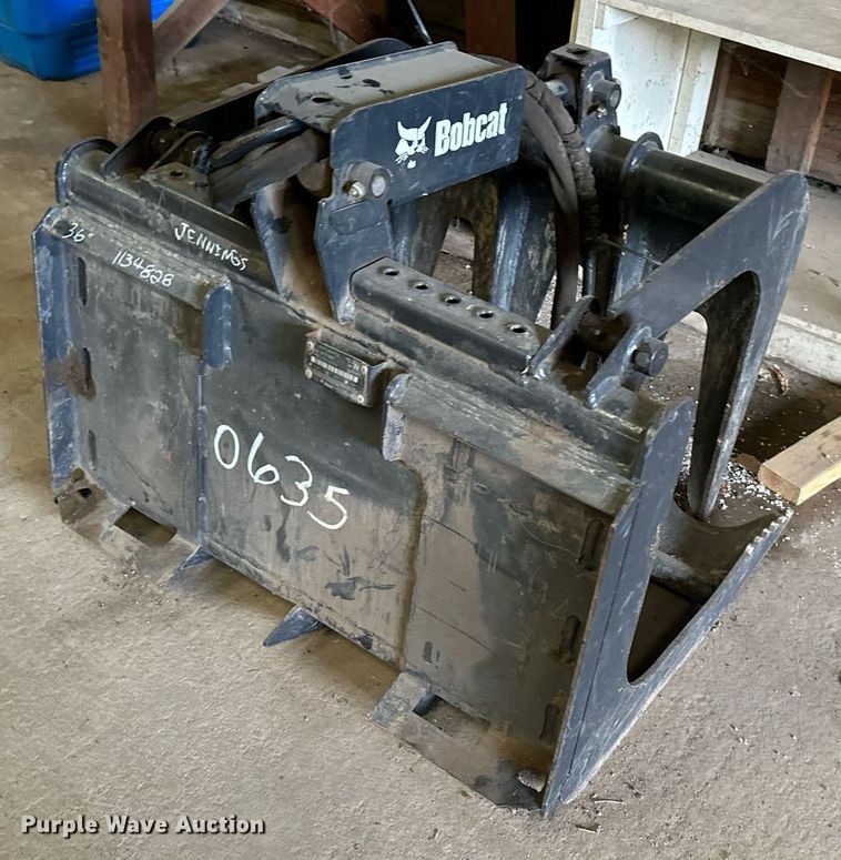 image for item DS2225 2009 Bobcat MT52 compact utility loader with Load Trail utility trailer