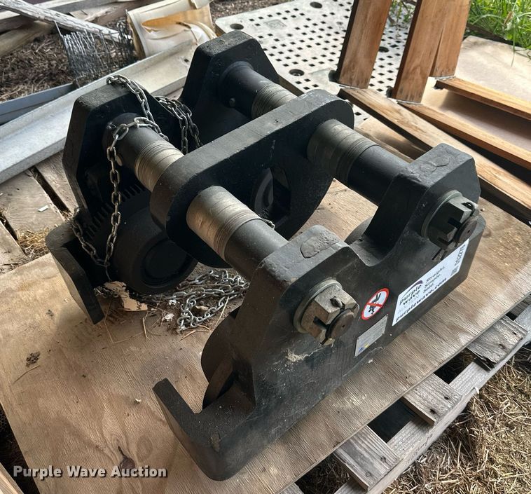 image for item DS2276 2007 AMH GTA200-38  beam trolley