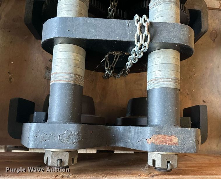 image for item DS2277 2007 AMH GTA200-38  beam trolley