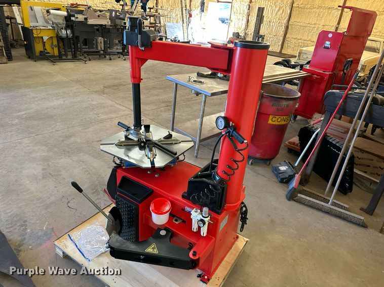 image for item DS2285 Number one MD-620  tire machine