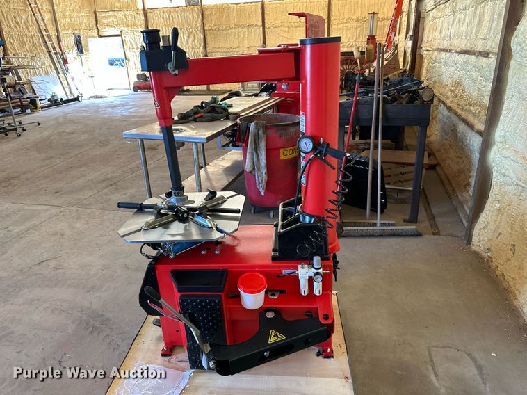 image for item DS2285 Number one MD-620  tire machine