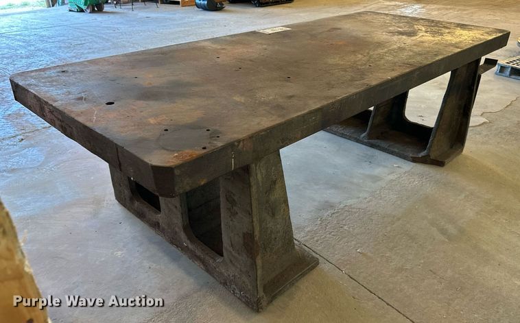 image for item DS2286 Welding table