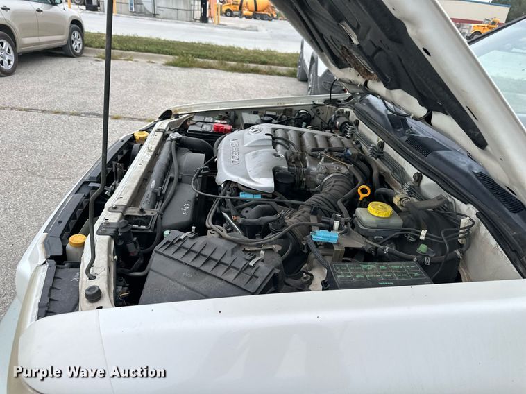 image for item DS2293 2001 Infinity QX4  SUV