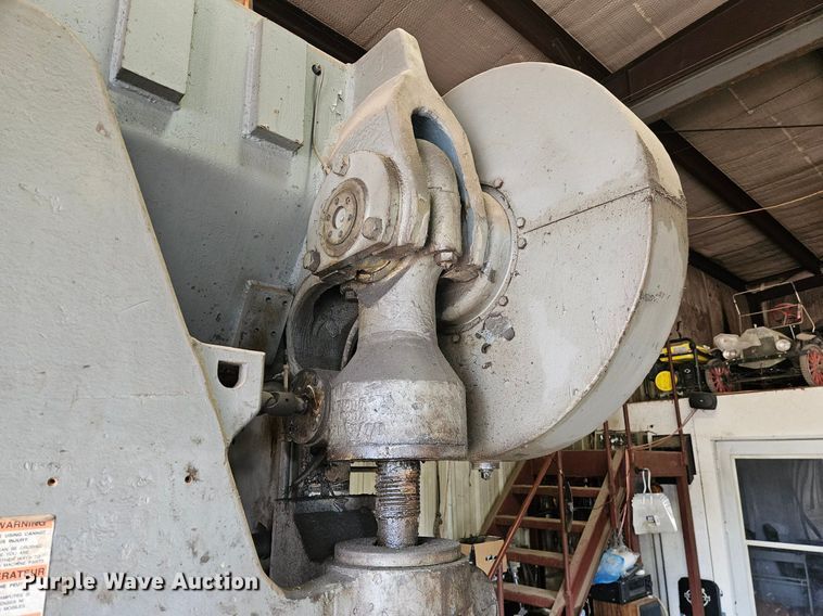 image for item DS6476 Vickers PB65-8  press brake