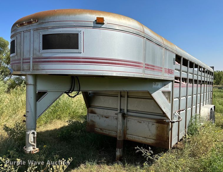 image for item DS7141 1988 Travalong  livestock trailer