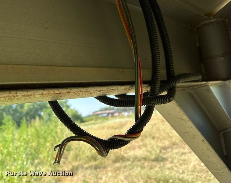 image for item DS7141 1988 Travalong  livestock trailer