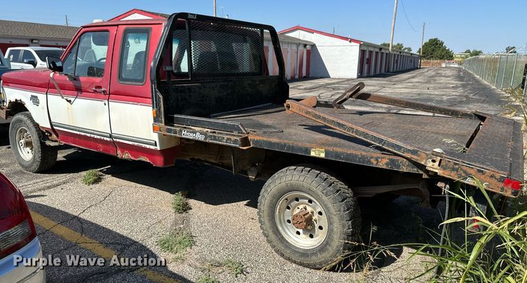 image for item DS7156 1997 Ford F250 HD SuperCab bale bed pickup truck