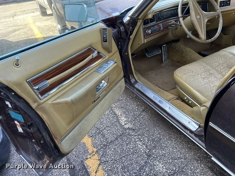 image for item DS7177 1972 Cadillac DeVille 