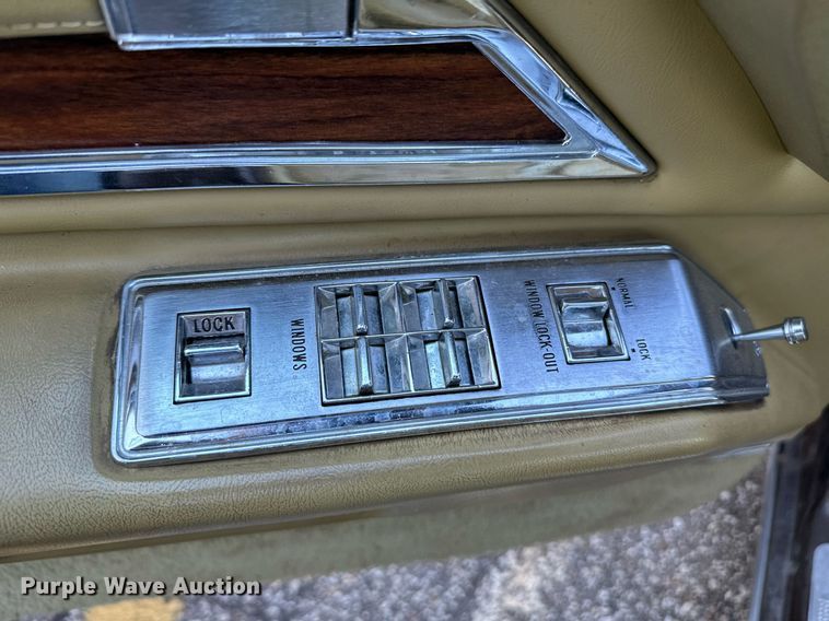 image for item DS7177 1972 Cadillac DeVille 