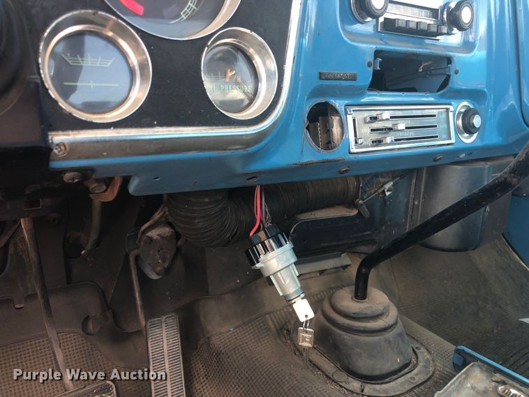 image for item DS7179 1971 Chevrolet C20 pickup truck