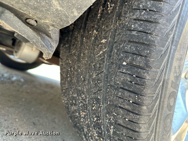 image for item HN9975 2013 Ford Explorer XLT  SUV