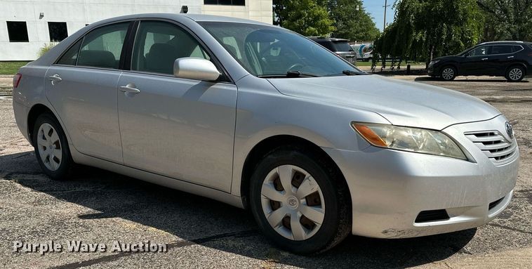 image for item HN9976 2008 Toyota Camry LE