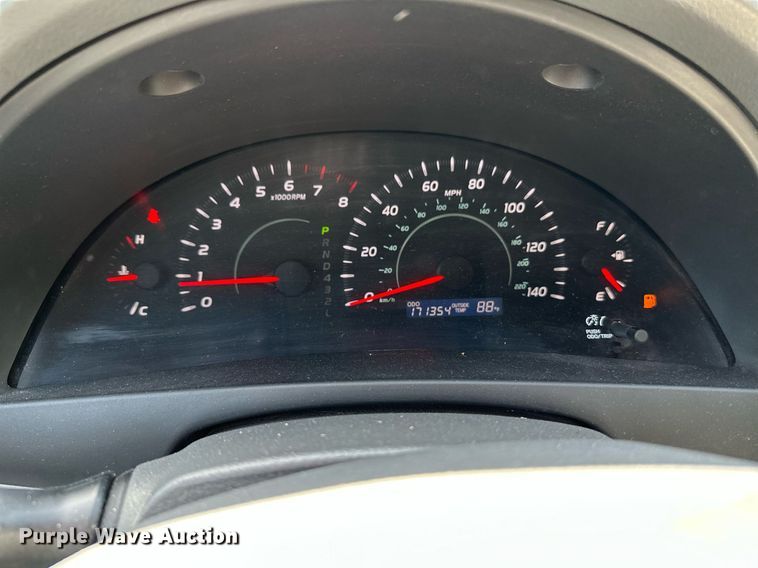 image for item HN9976 2008 Toyota Camry LE