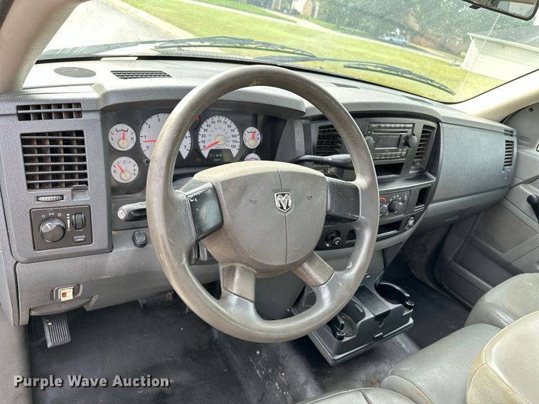 image for item HN9987 2007 Dodge Ram 1500  Quad Cab pickup truck