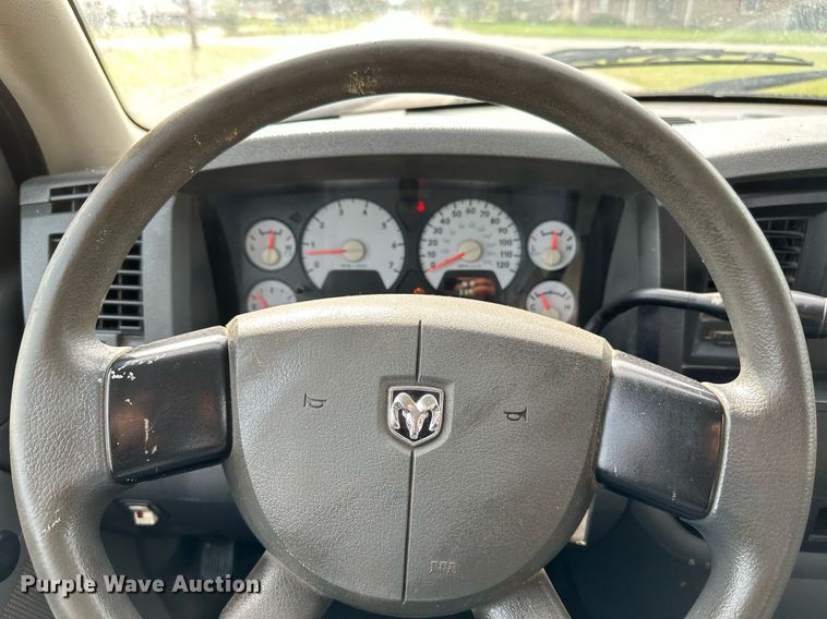 image for item HN9987 2007 Dodge Ram 1500  Quad Cab pickup truck