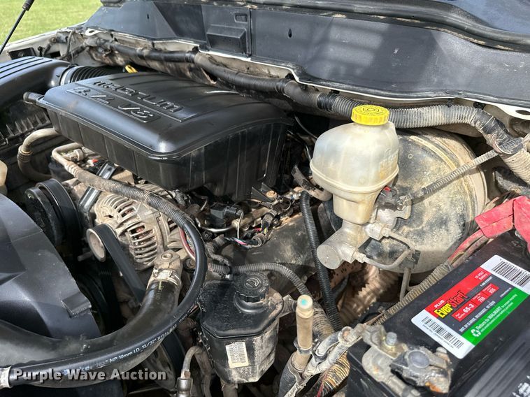 image for item HN9987 2007 Dodge Ram 1500  Quad Cab pickup truck